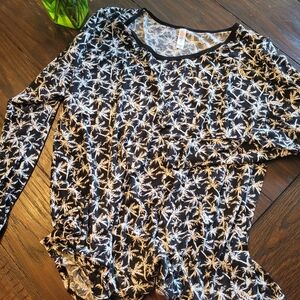 LuLaRoe Black and White Palm Tree Long Sleeve Top